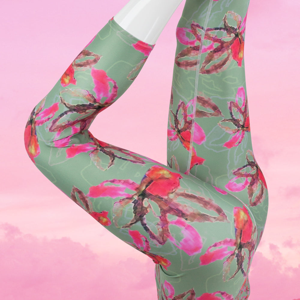 Garden Whimsy capri leggings